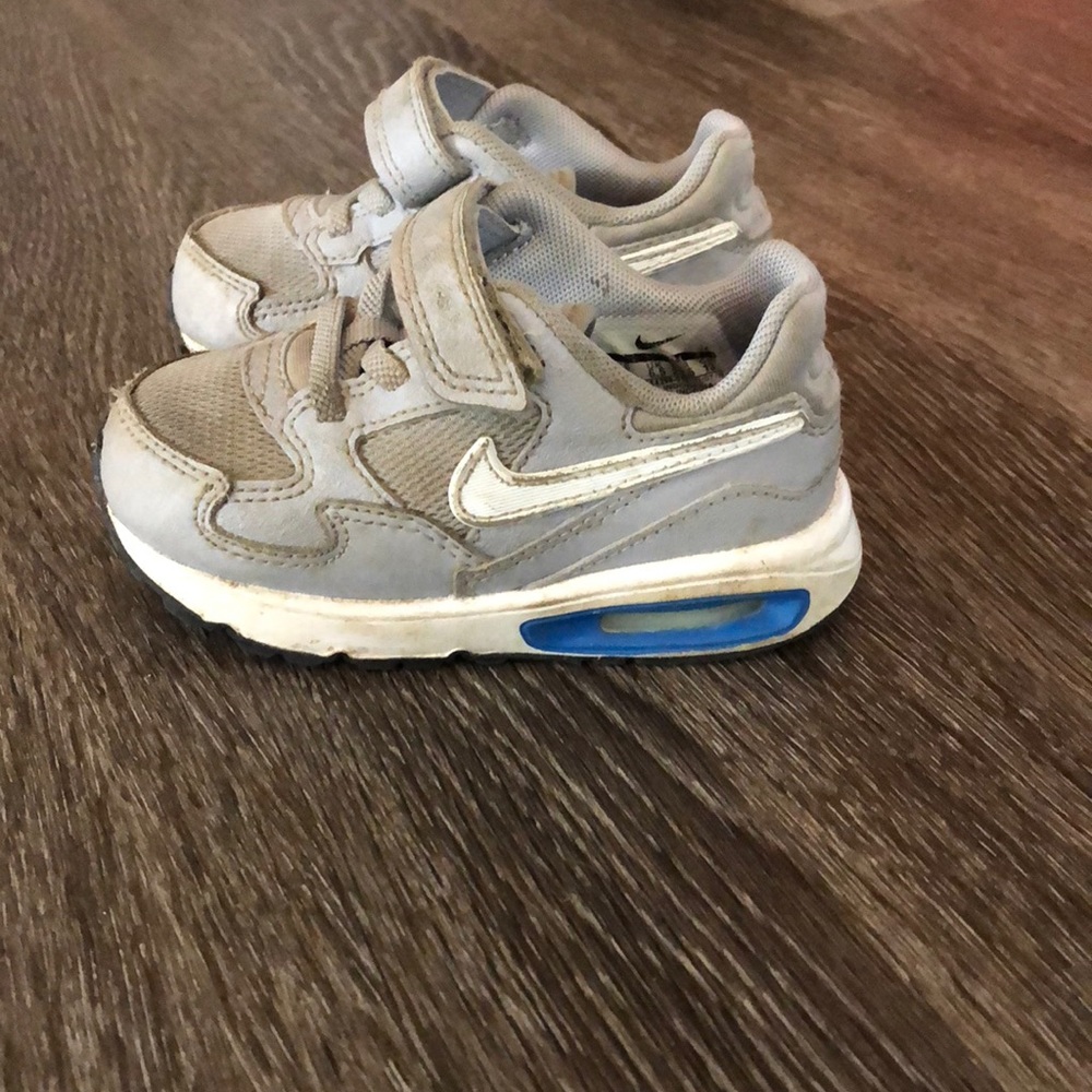 Nike Air Max ST